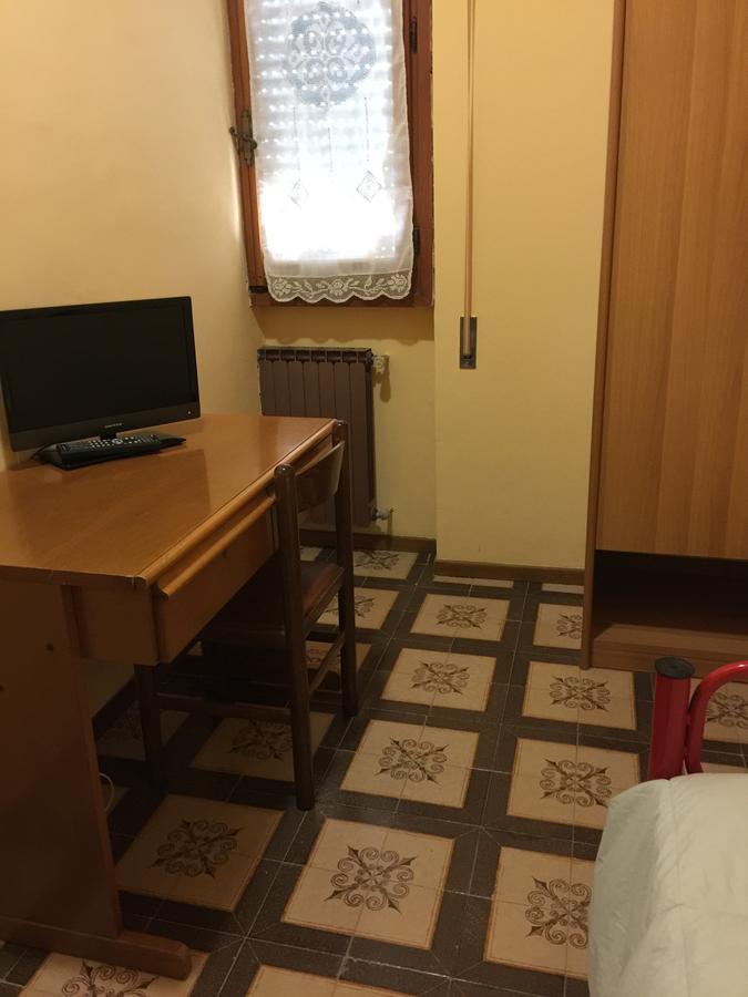Hotel Attico Chianciano Terme Bagian luar foto